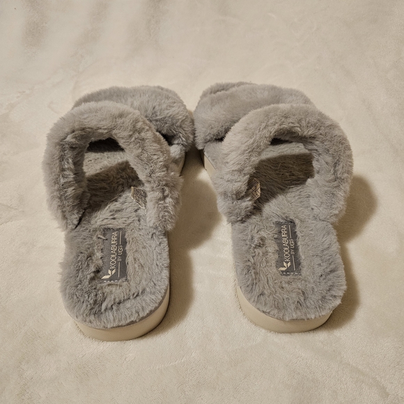 Koolaburra UGG Double Strap Slide Sandals Slipper Wild Dove Gray Faux Fur - Picture 4 of 6